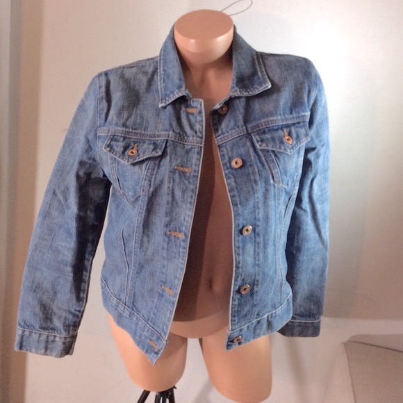 GAP Jackets & Blazers - 🎉Gap Denim Jacket Light Blue Size M